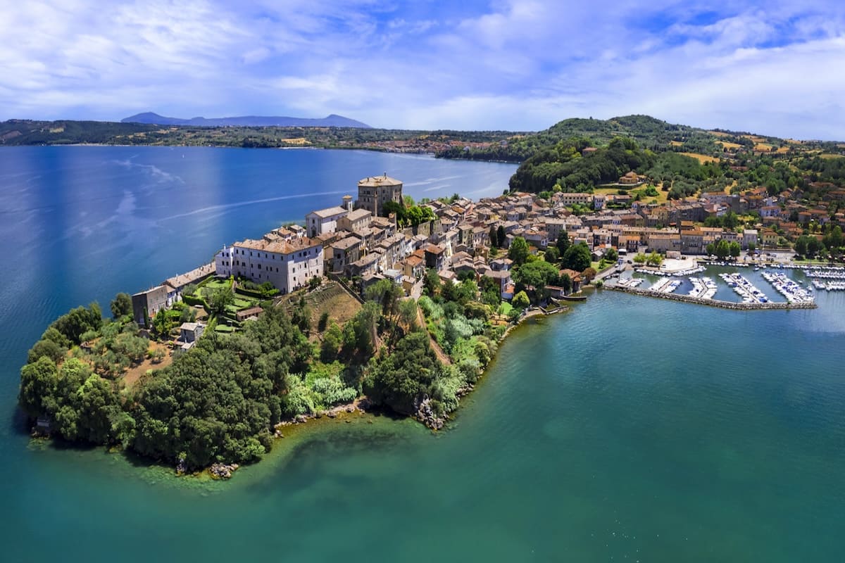 Si Parte Da Bolsena Per Uno Dei Trekking Pi Panoramici Del Lazio Il